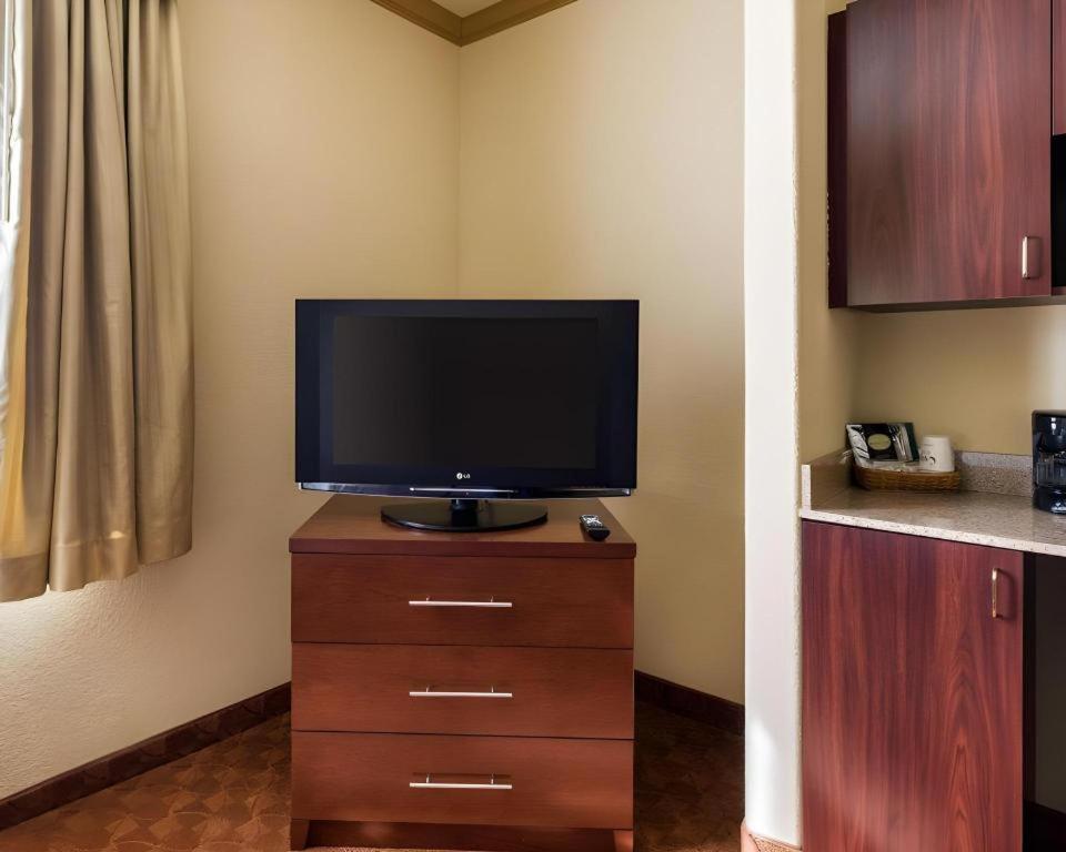 Comfort Suites Near Nasa - Clear Lake Webster Eksteriør bilde
