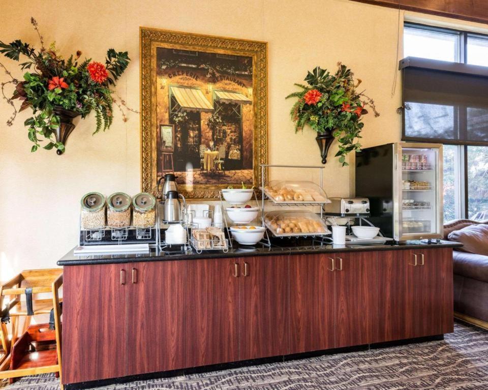 Comfort Suites Near Nasa - Clear Lake Webster Eksteriør bilde