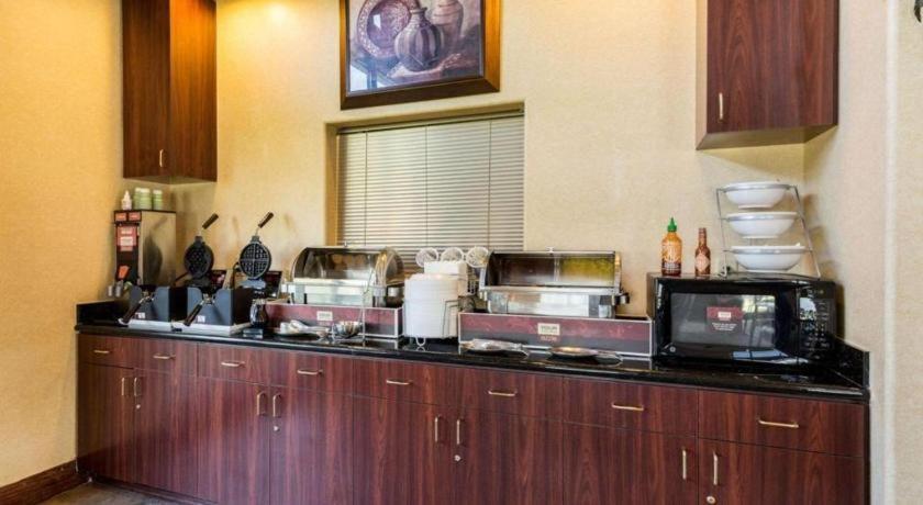 Comfort Suites Near Nasa - Clear Lake Webster Eksteriør bilde